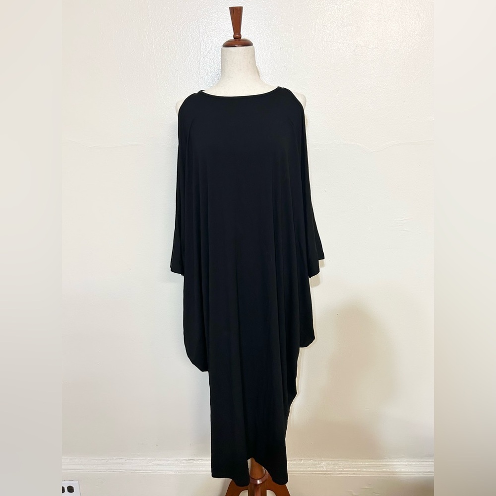 VERANDAH Black Knit Cut Out Shoulder Maxi Dress